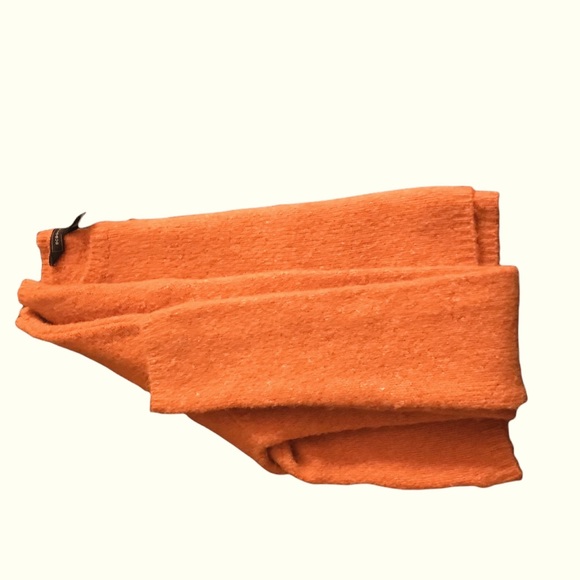 BCBGMAXAZRIA Vintage Cropped Sweater - Picture 4 of 8